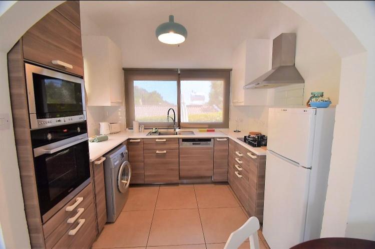 Bay Cottage Beautiful Cosy Luxury Cottage - Beach Area Pissouri Exterior photo