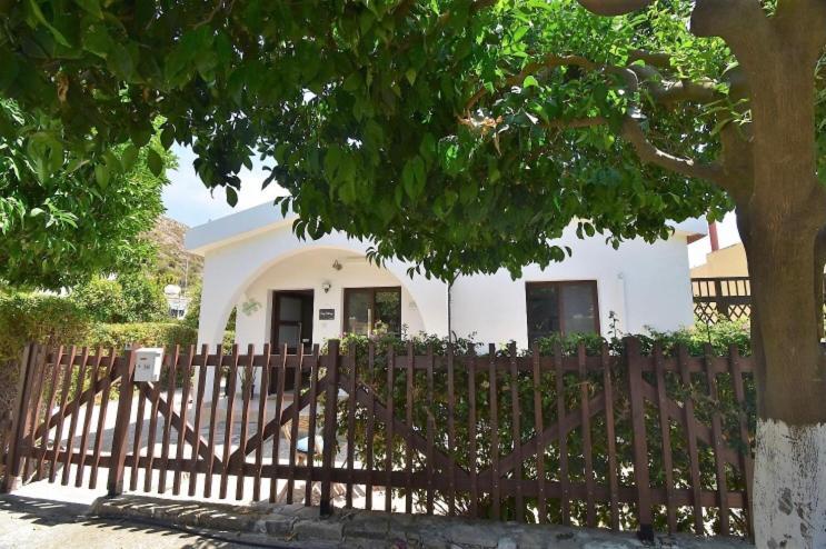 Bay Cottage Beautiful Cosy Luxury Cottage - Beach Area Pissouri Exterior photo